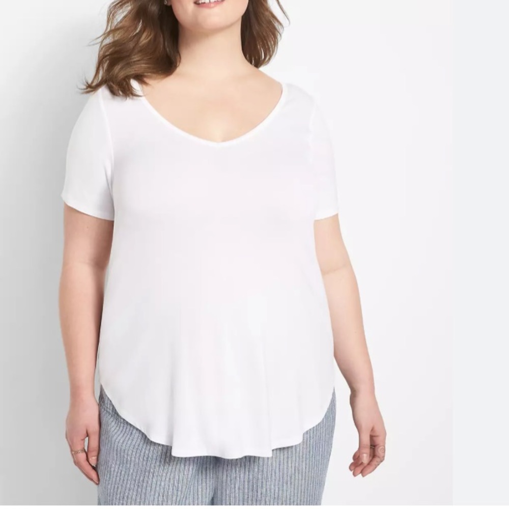 LANE BRYANT V Neck Fitted Tunic Tee. Size 30/32